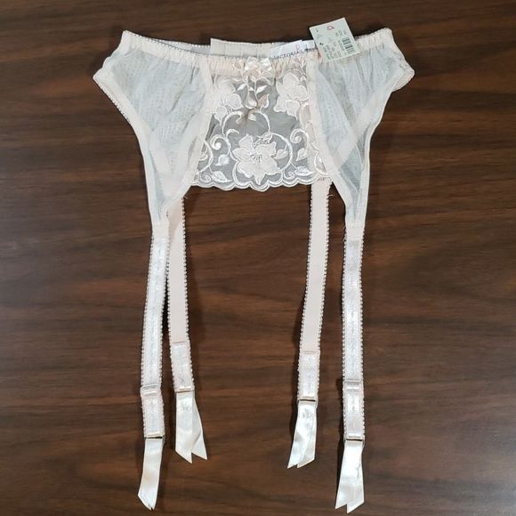 Vintage‎ NEW NOS Victoria's Secret Ivory/Nude Lace Garter M/L - Picture 1 of 8